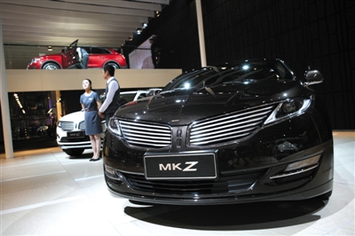  今年4月末，林肯MKZ车型一周内连发两起召回，召回总数近1.8万辆。图/视觉中国