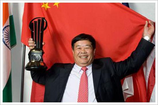 玻璃之王曹德旺：谈生意要精确到小数点后面两位