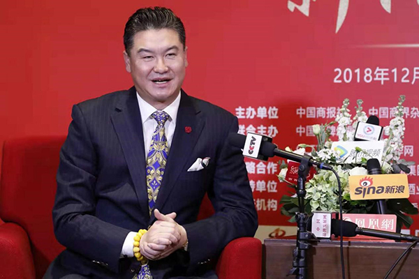 李强老师荣膺“2018中国经济十大影响力人物”殊荣