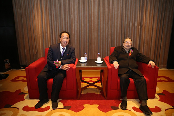 <b>北京市新发地董事长张玉玺荣膺“2018中国经济年度人物”大奖</b>