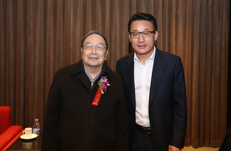 中润联华国际投资董事长胡永泉荣获“2018中国经济影响力年度人