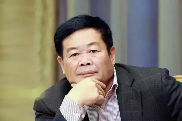 “玻璃大王”曹德旺:民营企业要积极的“自己救自己”