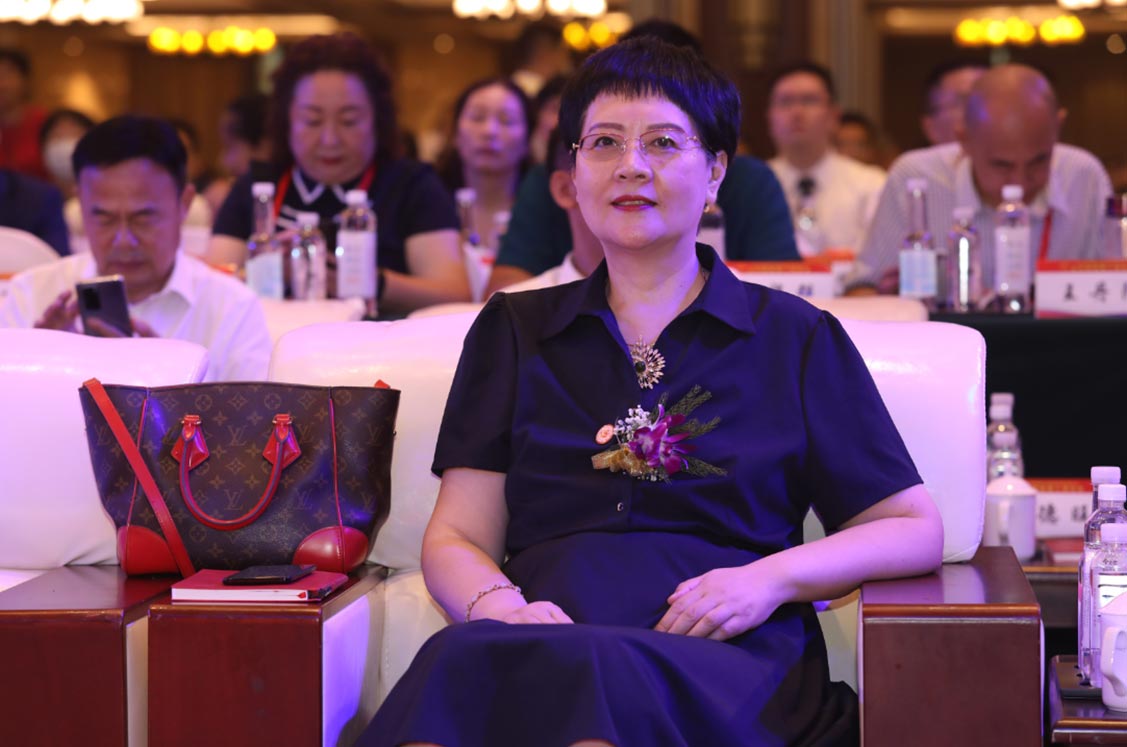 <b>上海英平医疗科技股份有限公司董事长吴英萍 荣膺2020中国品牌</b>