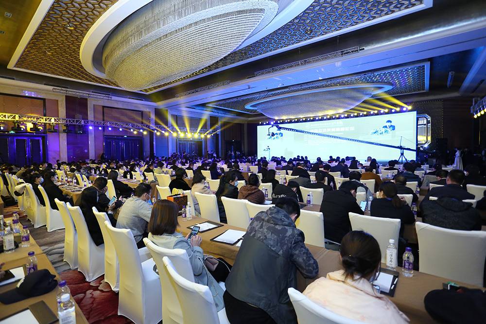 <b>2020中国经济年度人物强势出炉--为经济发展鼓与呼</b>