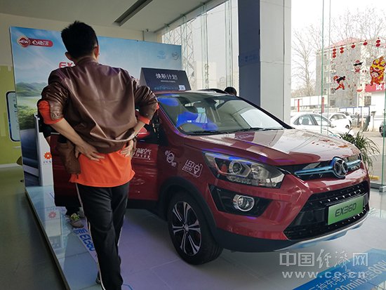 产品丰富、性价比高 自主品牌新能源车已占先机