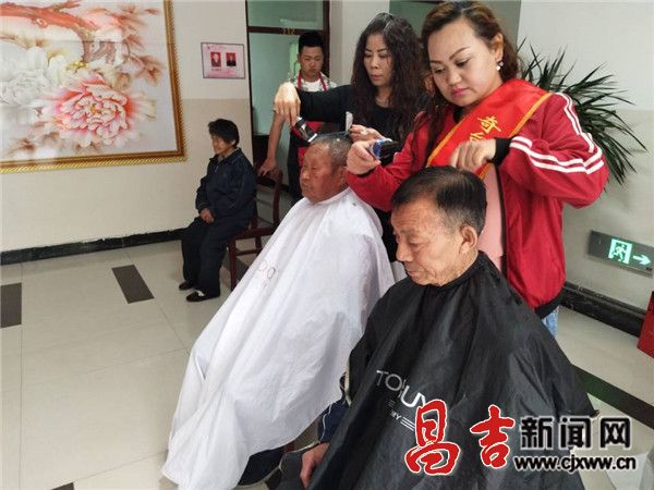 昌吉州第二个“全民参与公益活动日”纪实 （组图）