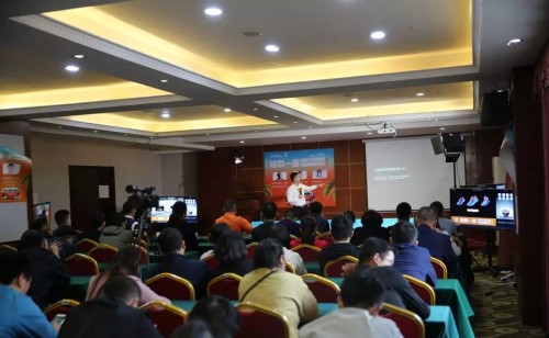 公益讲座擦亮城市文化 伊宅购智慧公交《品牌新鲜课》开讲