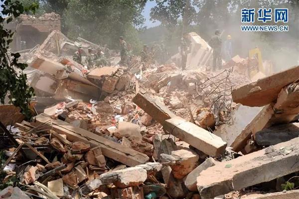 汶川地震幸存者：因公益重建的人生