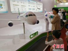 “大国重器”集中亮相 彰显中国自主品牌实力
