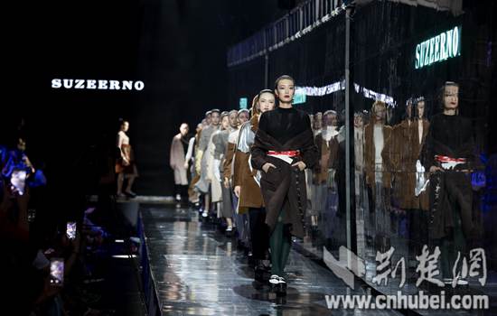 C:\Users\C1748\Desktop\新建文件夹 (2)\微信图片_20180520194840_副本.jpg