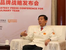 姜俊贤:与企业品牌合作有利美食文化＂走出去＂