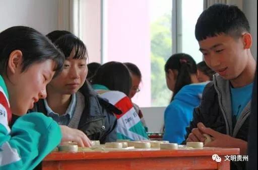 海纳百川 兼济天下 遵义四中以志愿服务绽放青春风采