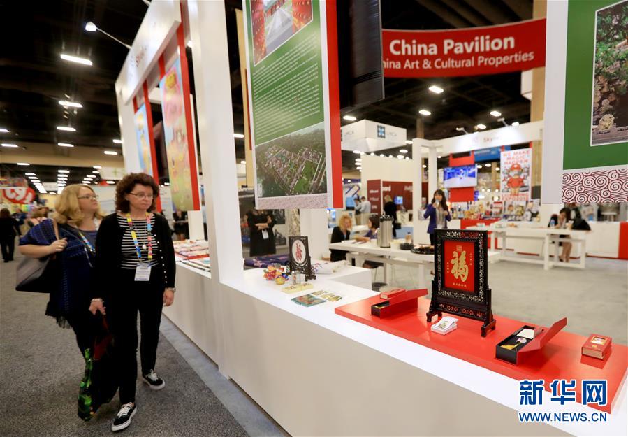 中国文化品牌和产品亮相美国国际品牌授权博览会