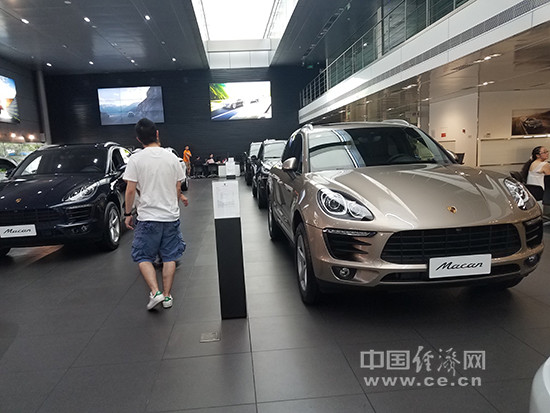 二线高档品牌之争：保时捷遭遇销售瓶颈？