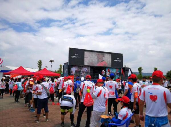 快乐行走,为爱行动,贵人鸟助力昆明“54KM